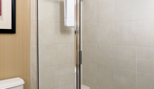 Habitación, 1 cama de matrimonio grande (Drinks and Snacks)