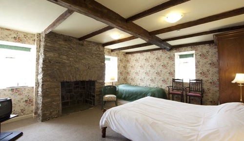 Suite, baño privado (Cottage Style Coach House)