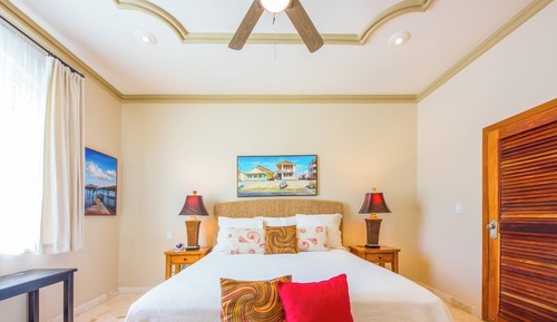 Beach Front Brushstrokes Villa 1 Bedroom