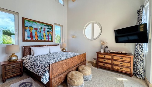 Beachfront Serenity Now Villa 1 Bedroom