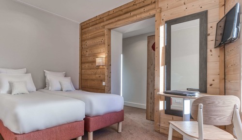 Suite familiar, acceso a la piscina