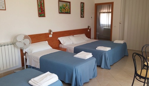 Habitación familiar, cocina básica