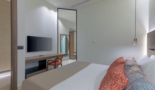 2 Bedroom Suite Sea view