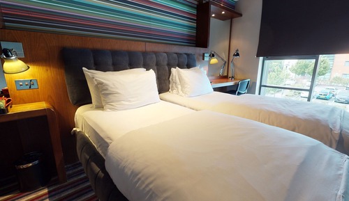 Habitación con 2 camas individuales, 2 camas individuales