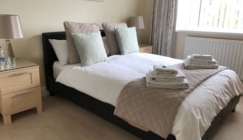 Habitación doble, baño privado