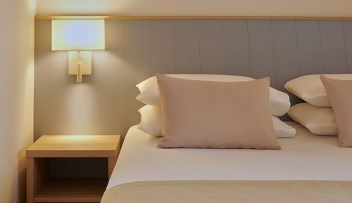 Habitación triple clásica, balcón