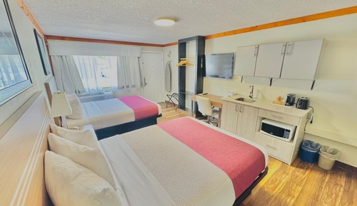 Habitación, 2 camas de matrimonio, no fumadores, cocina básica (Pet-friendly)