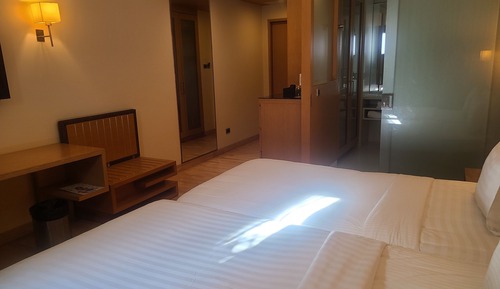 Habitación Premier, 2 camas individuales, Acceso al salón del club (Happy Hours 6:30 PM to 8:30 PM)