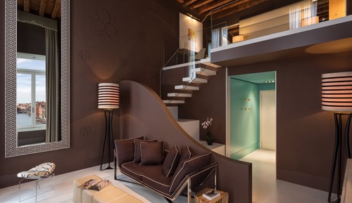 Suite superior, vistas al canal (Bilevel, Grand)