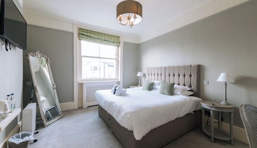 Habitación con 1 cama doble o 2 individuales, bañera (Room 3)