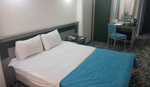 Habitación clásica con 1 cama doble o 2 individuales