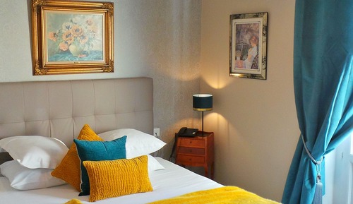 Habitación Confort doble, vistas al patio