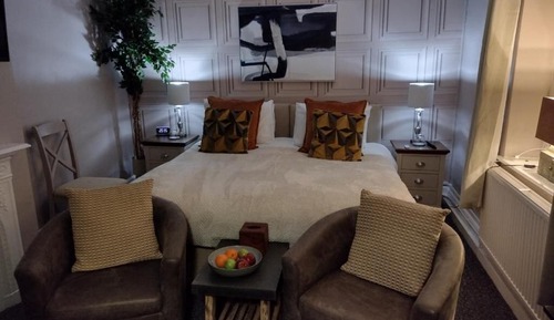 Habitación doble, baño privado