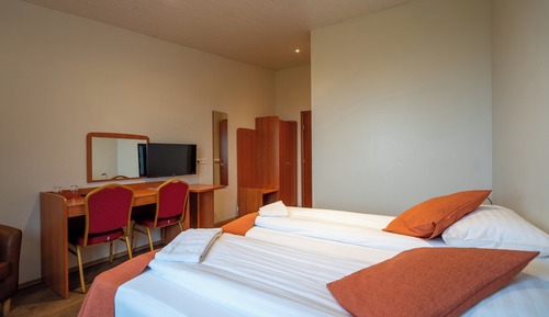 Habitación con 1 cama doble o 2 individuales, no fumadores