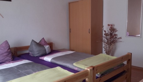 Habitación con 2 camas individuales