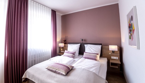 Habitación estándar con 1 cama doble o 2 individuales, no fumadores