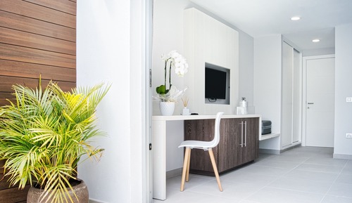 Habitación junior con 1 cama doble o 2 individuales