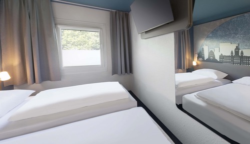 Habitación con 2 camas individuales