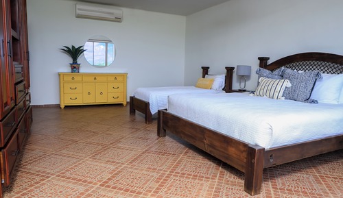 Habitación Confort doble, varias camas, no fumadores, vistas a la playa (Bolanos)