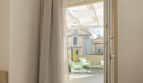 Habitación Elite, 1 cama de matrimonio con sofá cama, terraza, vistas a la ciudad