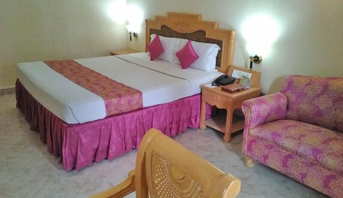Habitación estándar doble, varias camas, fumadores