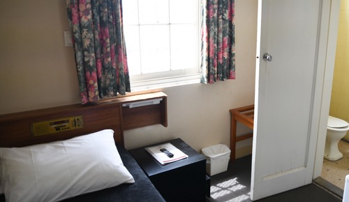 Habitación individual, baño privado