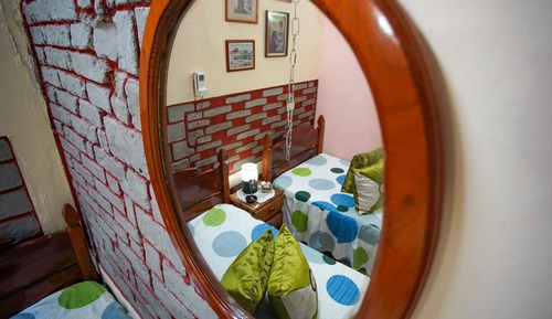 Habitación básica con 2 camas individuales, no fumadores, vistas al patio