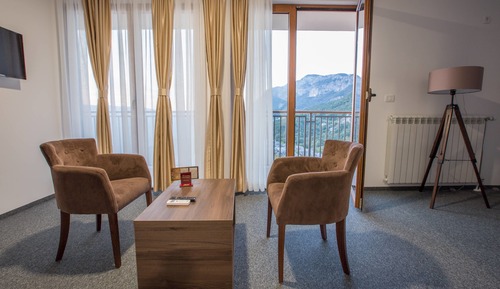 Suite Deluxe, varias camas, vistas a la montaña