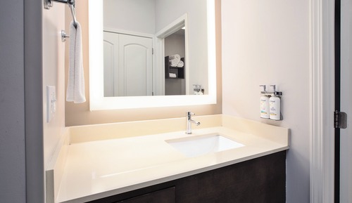 Suite, 1 cama de matrimonio, cocina (Communications, Mobility, Access Tub)