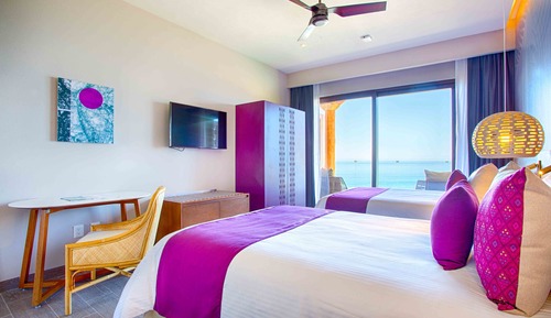 Habitación, 2 camas dobles, vistas al mar