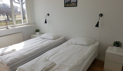 Habitación Confort con 2 camas individuales, baño privado (twin bed and extra bed)