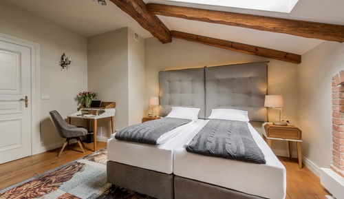 Habitación estándar con 1 cama doble o 2 individuales