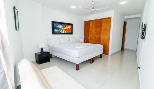 Ático, 1 habitación
