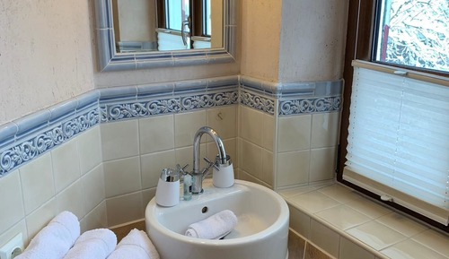 Habitación económica, baño compartido