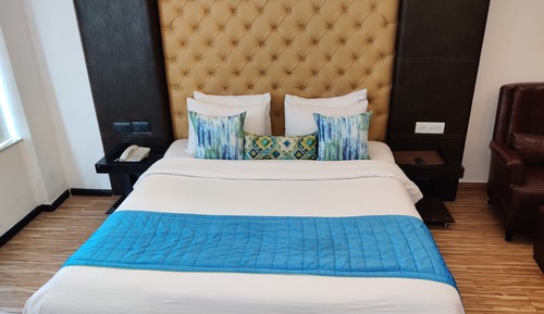 Habitación Deluxe doble, 1 cama doble, no fumadores, vistas a la ciudad