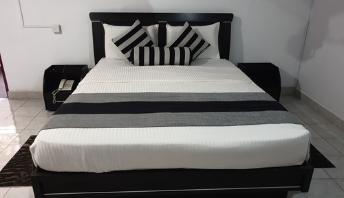 Habitación estándar doble, 1 cama de matrimonio, no fumadores