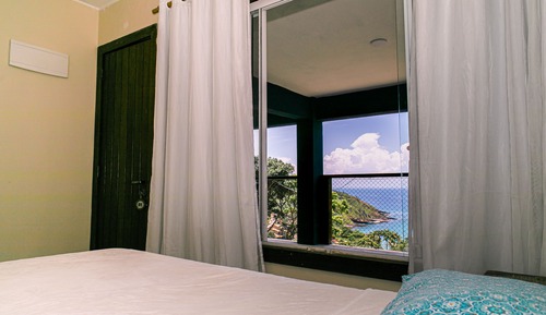 Habitación cuádruple Premium, bañera de hidromasaje, vistas al mar