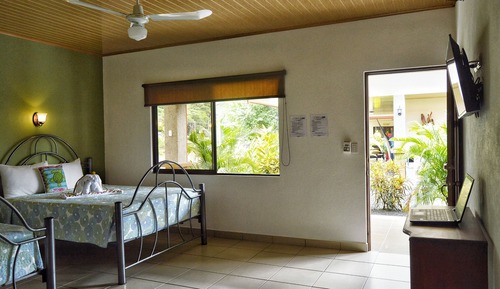 Habitación triple estándar, accesible para personas con discapacidad