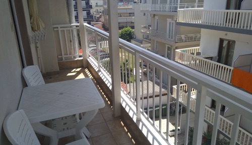 Habitación triple, varias camas