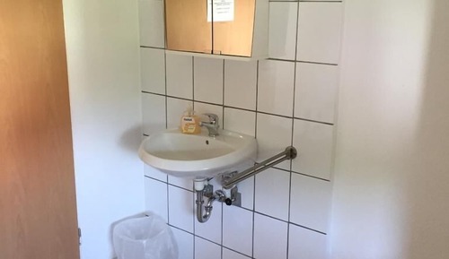 Habitación individual, baño compartido