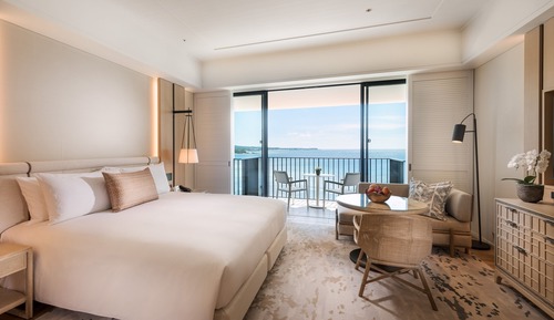 Habitación (Premier Ocean Front King)