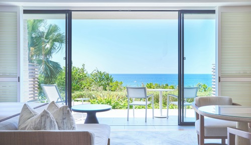 Habitación (Deluxe Ocean View Sunset Wing Triple)