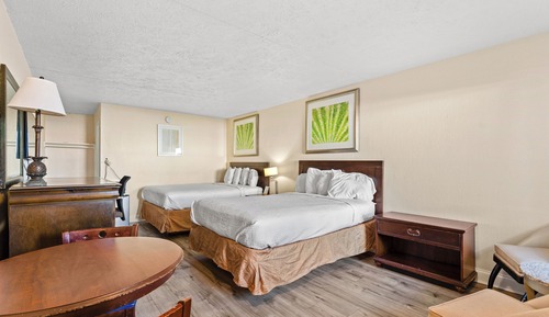 Estudio, 2 camas de matrimonio