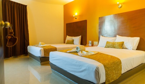 Habitación estándar, 2 camas de matrimonio, no fumadores