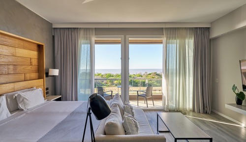 Estudio de lujo, bañera de hidromasaje, vistas al mar (Almarena)