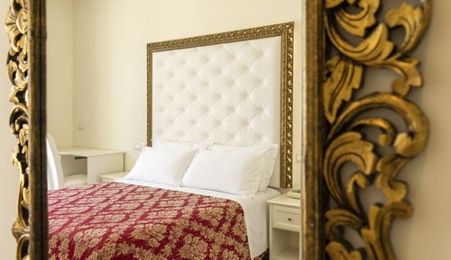 Habitación superior con 1 cama doble o 2 individuales