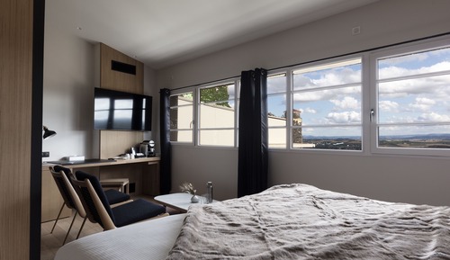 Suite de charme 2ème étage, vue panoramique (Nugère)