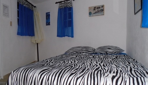 Habitación básica, 1 cama doble, no fumadores, vistas al mar