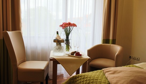 Habitación Confort doble, balcón, vistas al jardín (Märchenzimmer)