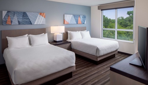 Accessible (Tub) One Bedroom Suite, 2 Queen Beds plus Sofa Bed